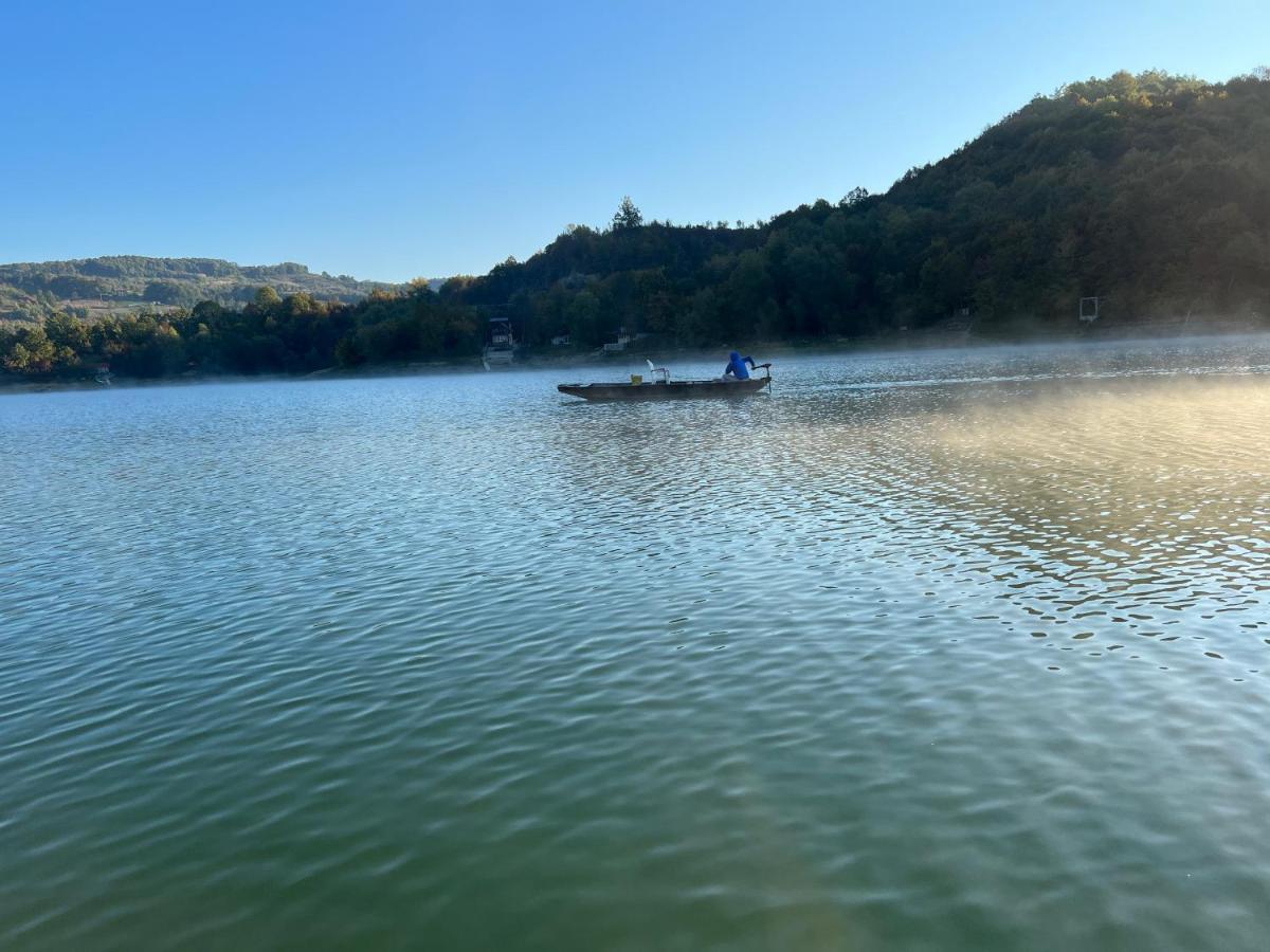 Vila Jezero Snijeznica - Vikendica Exteriér fotografie